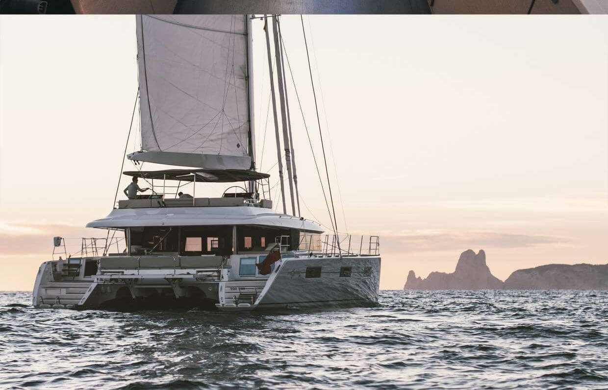 1537_lagooncatamaranlagoon6201643650800.jpg