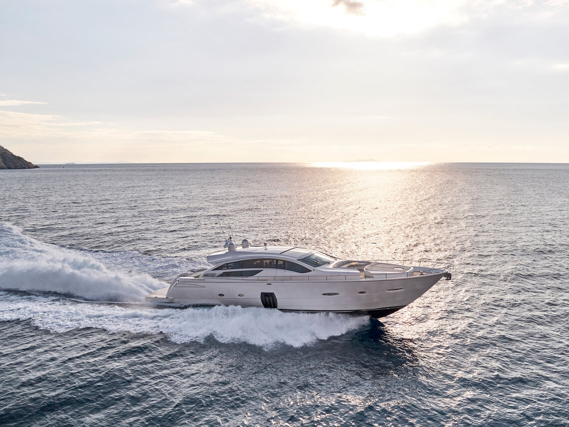 1688_pershingyachtspershing801691504722.jpg